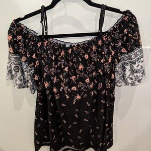 Cold shoulder top